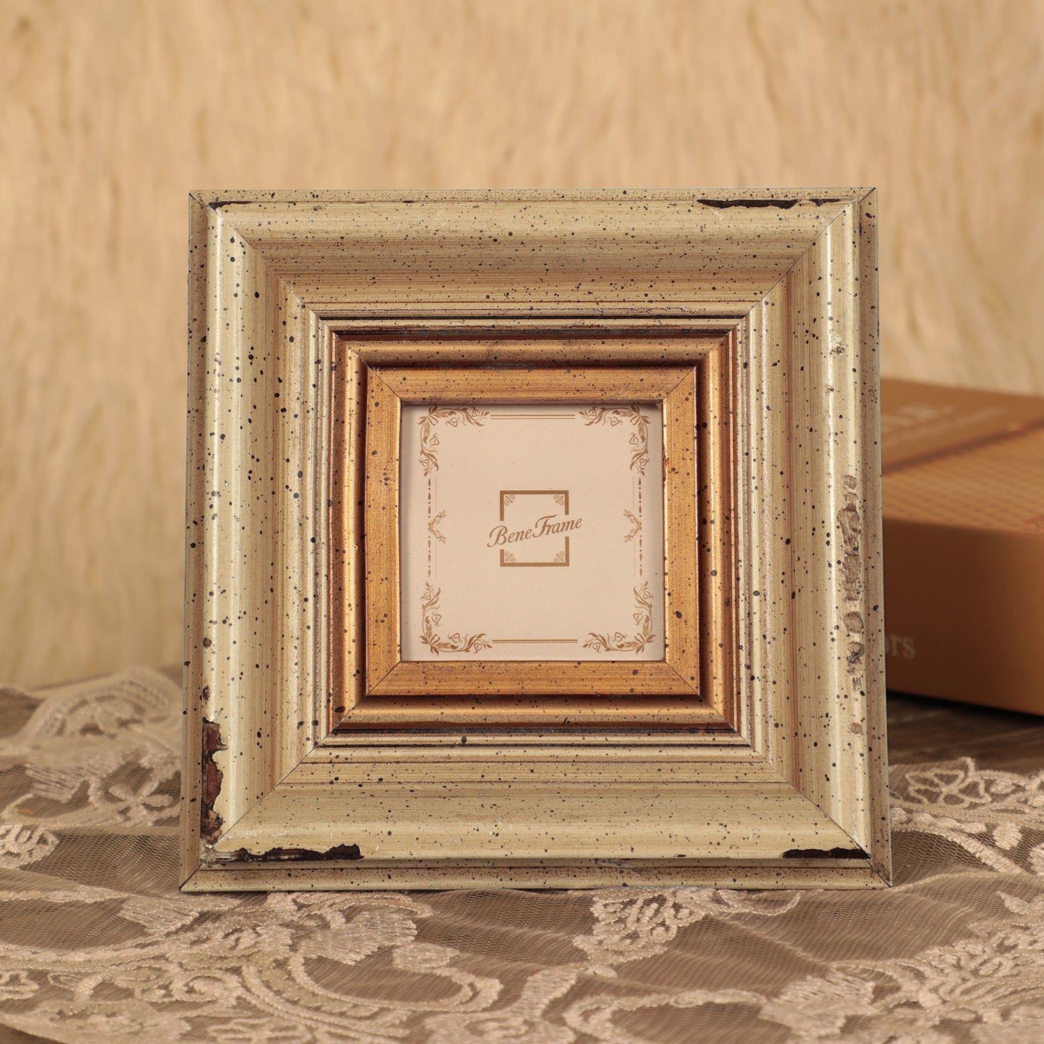 BeneFrame Handmade Vintage Wood Picture Frame - 4x6  , 5x7